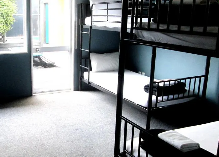 Crash Palace Backpackers